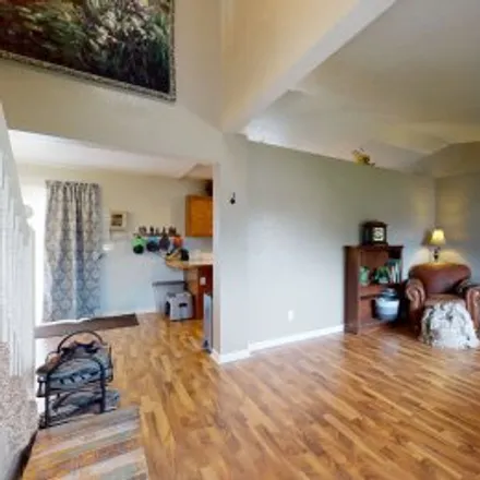 Buy this 4 bed apartment on 1629 32nd Street