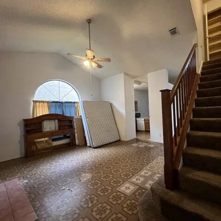 Image 6 - 6215 Valley Cliff Drive, San Antonio, TX 78250, USA - House for sale