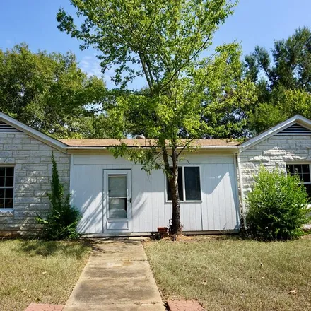 Buy this 2 bed house on 1302 South Sycamore Street in Palestine, TX 75801