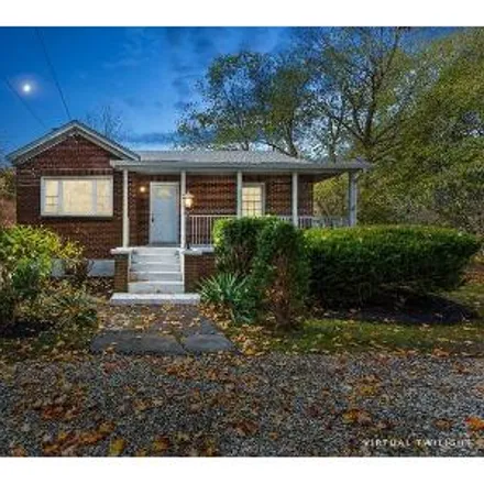 Buy this 2 bed house on 550 Westchester Road in Westchester, Colchester