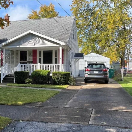 Buy this 4 bed house on 1284 94th Street in Black Creek Village, City of Niagara Falls
