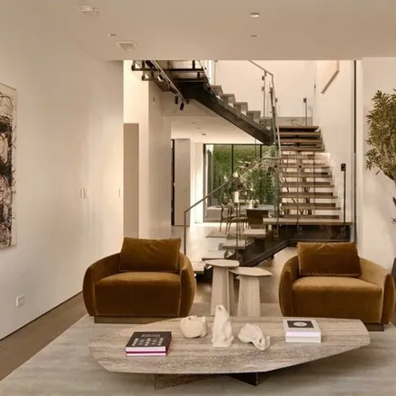 Image 3 - 8936 Rosewood Avenue, West Hollywood, CA 90048, USA - Condo for sale