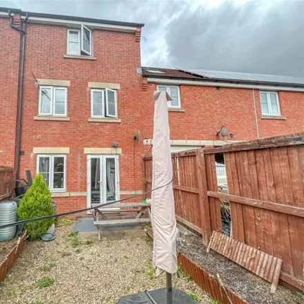 Image 2 - 6 Potterswood Close, Kingswood, BS15 8LW, United Kingdom - Townhouse for sale