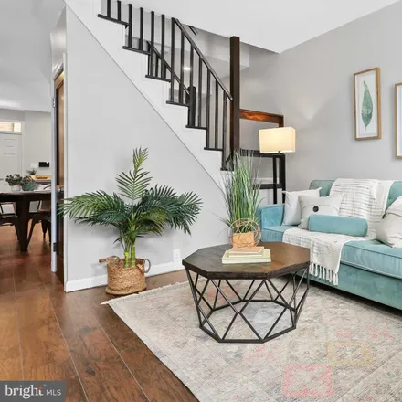 Image 1 - 112 North Belnord Avenue, Baltimore, MD 21224, USA - Townhouse for sale