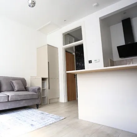 Image 3 - West Newington Place, City of Edinburgh, EH9 1QG, United Kingdom - Apartment for rent