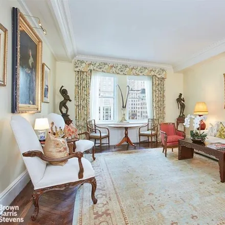 Buy this studio apartment on 781 FIFTH AVENUE 407 in New York