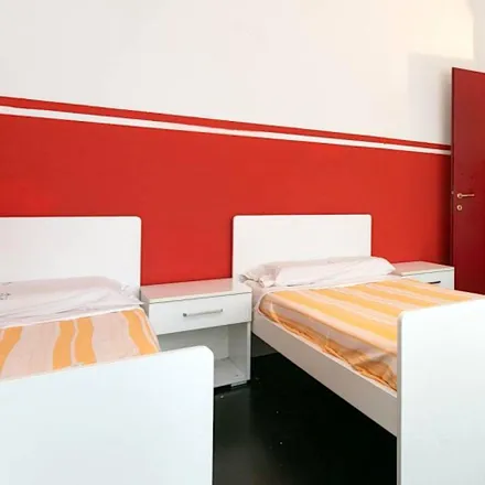 Rent this 4 bed room on Viale Liguria in 51, 20143 Milan MI