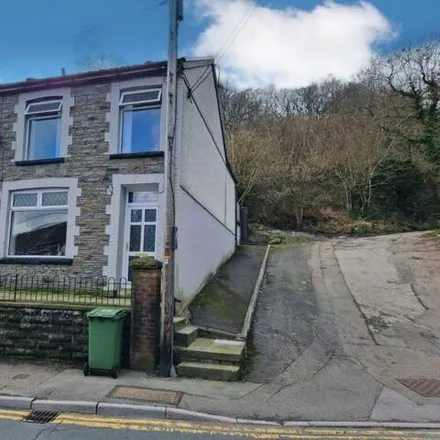 Buy this 3 bed duplex on Plantation Road in Abercynon, CF45 4RA