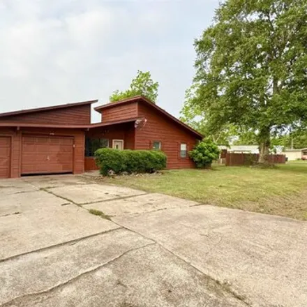 Buy this 3 bed house on 206 South Clover Drive in Bridge City, TX 77611