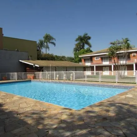 Rent this 6 bed house on Avenida Cruzeiro do Sul in Monumento, Piracicaba - SP