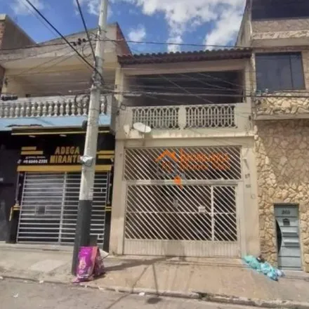 Buy this 3 bed house on Rua Maria Antonieta Campos Arruda in Pimentas, Guarulhos - SP