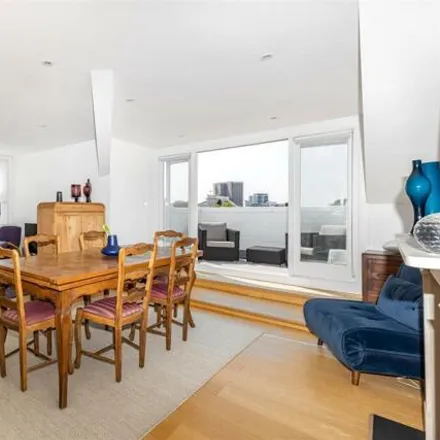 Image 3 - Central Belsize Square, Belsize Square, London, NW3 4EY, United Kingdom - Apartment for sale