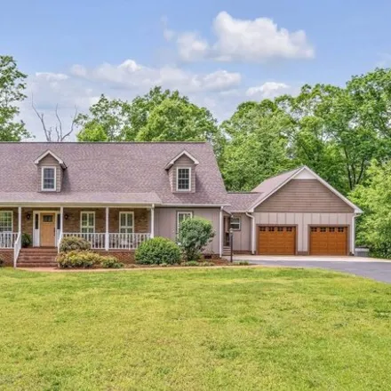 Buy this 5 bed house on Pilot Road in Paris Point, Greenville County