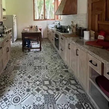 Rent this 4 bed house on Urubamba 08661