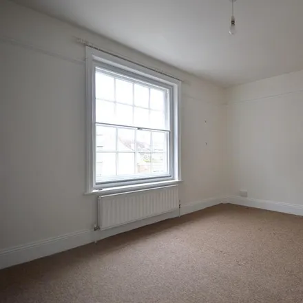 Image 7 - 1, 2, 3 Little London, Chichester, PO19 1PB, United Kingdom - House for rent