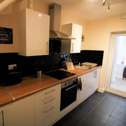 Rent this 5 bed house on Rotherwood Crescent in Thurcroft, S66 9PP