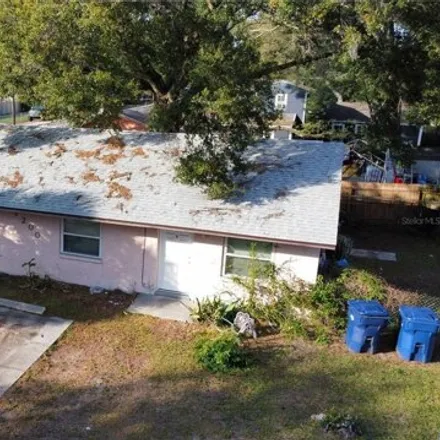 Buy this 4 bed house on 1200 East Bougainvillea Avenue in Tampa, FL 33612