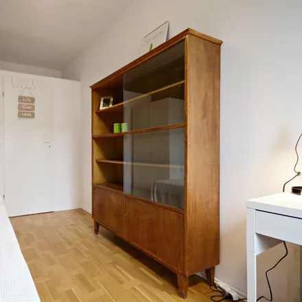 Rent this 5 bed room on Pierwszej Dywizji 1a in 51-674 Wrocław, Poland