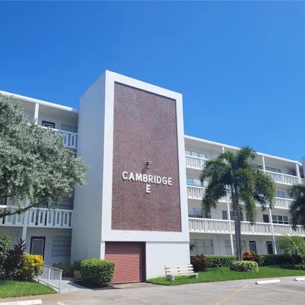 Buy this 1 bed condo on 2198 Cambridge Circle in Deerfield Beach Century Village, Deerfield Beach