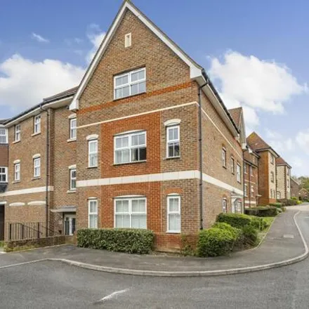 Buy this 2 bed apartment on New Place in Bridge Close, Pulborough