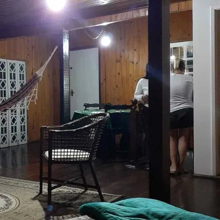 Rent this 4 bed house on Petrópolis