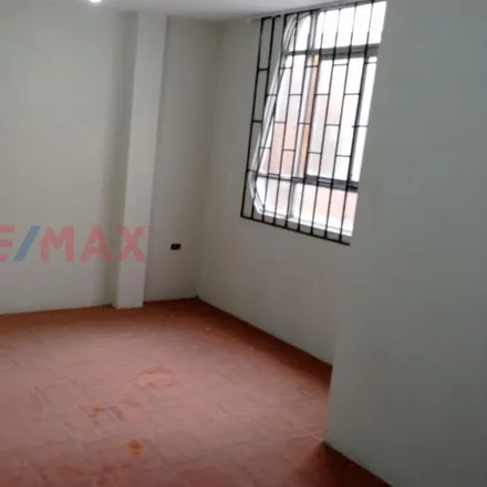 Buy this 3 bed apartment on Manuel Suárez Pinzas in San Martín de Porres, Lima Metropolitan Area 15333