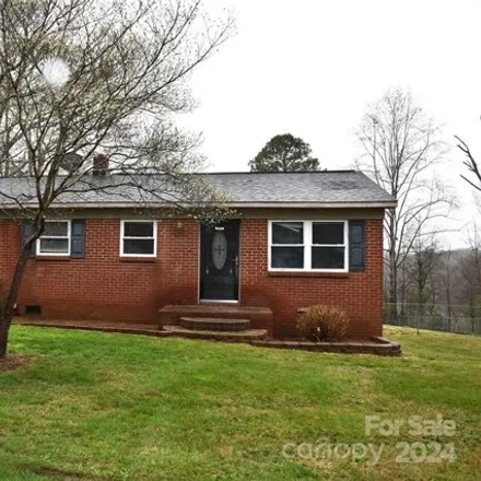 Buy this 2 bed house on 949 West Chestnut Street in Stanley, Gaston County