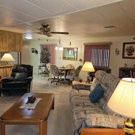 Image 2 - Grant, Mesa, AZ 85204, USA - Apartment for sale