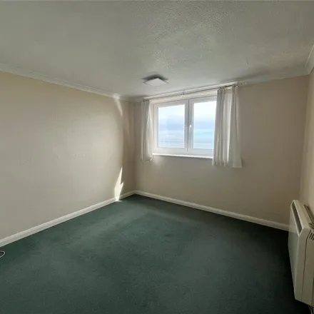 Image 4 - Granville Road, Littlehampton, BN17 5JS, United Kingdom - Apartment for rent