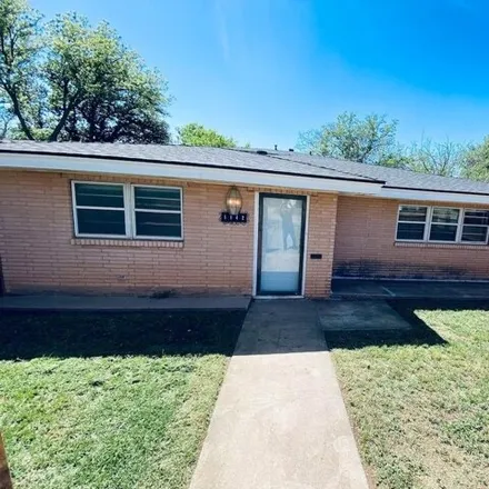 Rent this 3 bed house on 791 East North 12th Street in Abilene, TX 79601