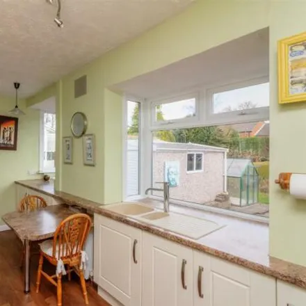 Image 4 - Main Avenue, Sheffield, S17 4FH, United Kingdom - House for sale