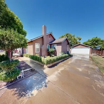 Image 3 - 1545 E Andrews Ave, Fresno, California, 93704 - House for sale