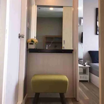 Rent this 1 bed apartment on Liap Khlong Bang Khen Road in Chatuchak District, 10900