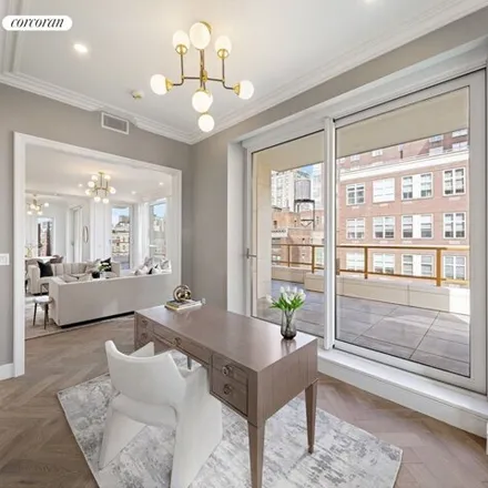 Image 3 - 124 East 86th Street, New York, NY 10028, USA - Condo for sale