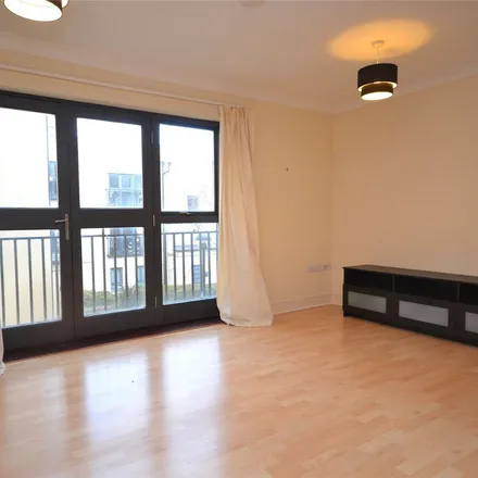 Rent this 2 bed apartment on 15 Wilson Street in Bristol, BS2 9HZ