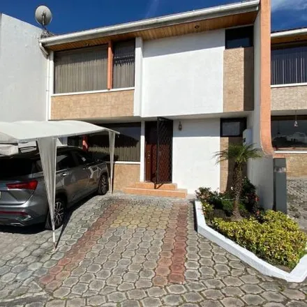 Buy this 4 bed house on Avenida General Eloy Alfaro in 170150, Quito