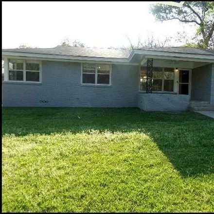 Rent this 3 bed house on 640 East Military Drive in Amboy, North Little Rock
