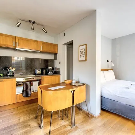 Rent this studio apartment on City of Edinburgh in EH3 6LW, United Kingdom