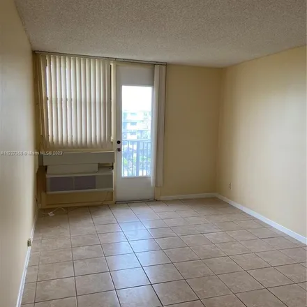 Image 1 - Riverside Drive, Coral Springs, FL 33065, USA - Apartment for rent