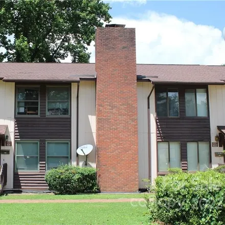 Buy this 3 bed condo on 27 Sheppard Street in Canton, NC 28716