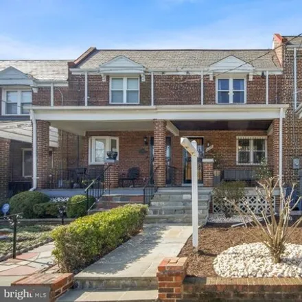 Image 1 - 2316 13th Place Northeast, Washington, DC 20018, USA - House for sale