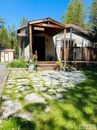 Image 3 - 4273 Harker Lane, Island Park, Fremont County, ID 83429, USA - House for sale