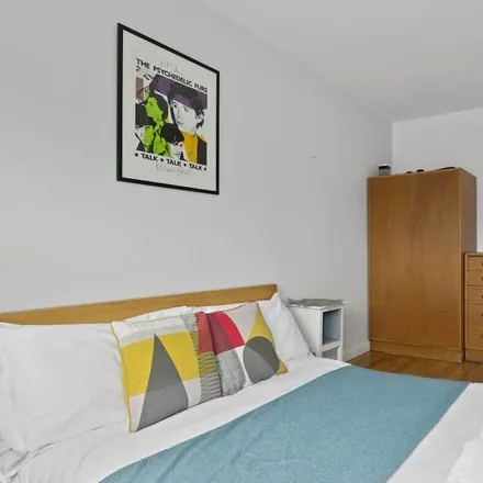 Image 8 - London, SE1 3DL, United Kingdom - Apartment for rent
