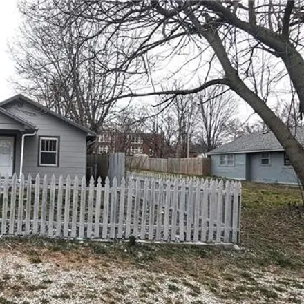 Image 3 - 1503 South Scott Avenue, Maywood, Independence, MO 64052, USA - House for sale