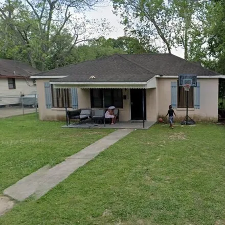 Rent this 3 bed house on 3588 Charles Street in Midway Place, Baton Rouge