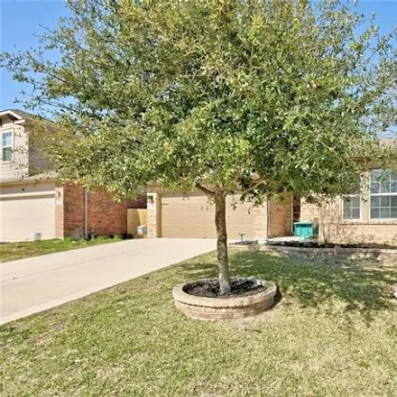 Image 5 - 245 Maxmillion Lane, Hays County, TX 78610, USA - House for sale