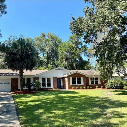 Buy this 3 bed house on 500 Old Mission Road in Country Club Estates, Glynn County