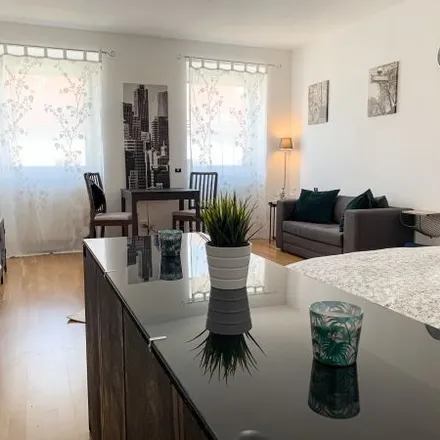 Rent this studio apartment on Quellenstraße 73 in 1100 Vienna, Austria