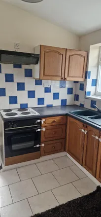 Rent this studio apartment on Lincoln Road in Luton, LU4 8NE