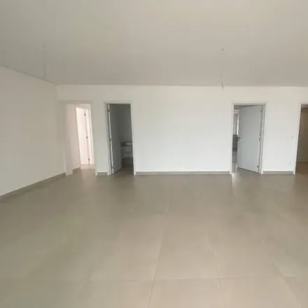 Buy this 4 bed apartment on Rua Tapuirama in Osvaldo Rezende, Uberlândia - MG